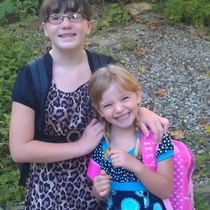 Meet your Posher, Pauline